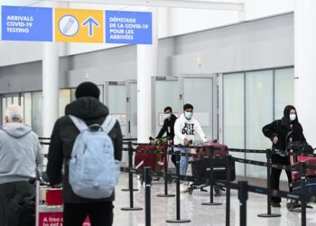 COVID-19 and border restrictions: Here’s what the parties’ election platforms say about controlling the fourth wave