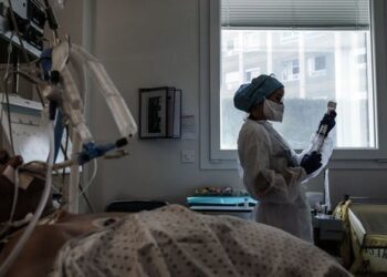 Nurses don’t want to be hailed as ‘heroes’ during a pandemic – they want more resources and support