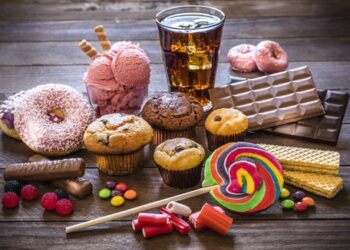 How does excess sugar affect the developing brain throughout childhood and adolescence? A neuroscientist who studies nutrition explains