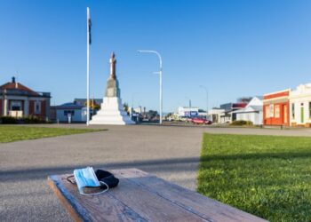 COVID: why the current surge in cases is a problem for some countries but not others