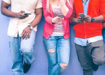 Five ways to manage your doomscrolling habit