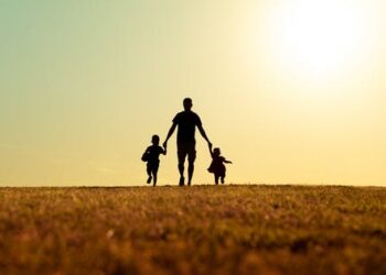 Trouble paying bills can take a heavy toll on fathers’ mental health, leading to family conflict