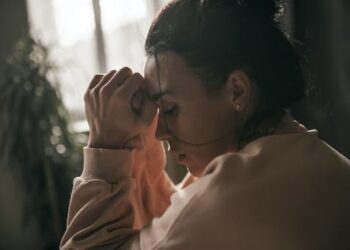 1 in 8 U.S. deaths from 2020 to 2021 came from COVID-19 – leaving millions of relatives reeling from distinctly difficult grief