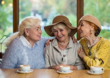 Maintaining friendships after a dementia diagnosis can spur feelings of joy and self-worth