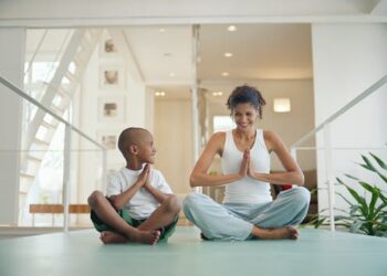 The power of short breaks, movement and other practices on improving mental health – 4 essential reads