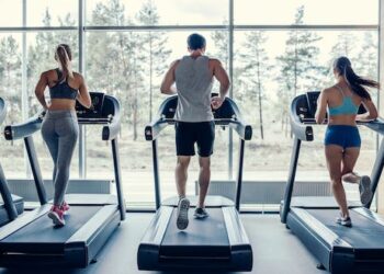 Training cardio and weights during the same workout probably won’t hurt your ‘gains’ – here’s why