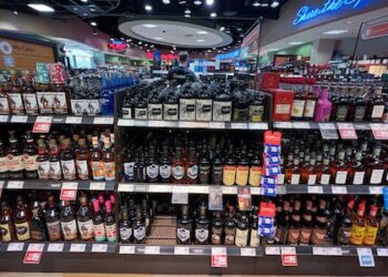 Canada’s low-risk alcohol use guidelines have been slashed to 6 drinks per week. Here’s why.