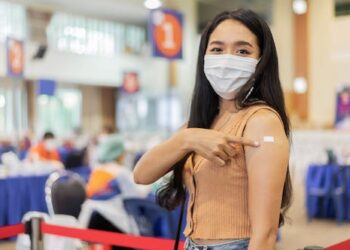 Five reasons why young people should get a COVID booster vaccine