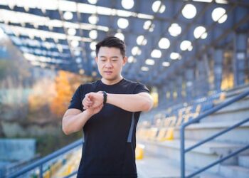 Smartwatches could help detect and track COVID – here’s what the research shows