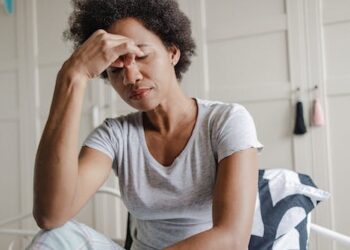 Vitamin B12 deficiency is a common health problem that can have serious consequences – but doctors often overlook it