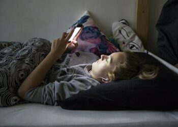 Social media addiction disrupts the sleep, moods and social activities of teens and young adults