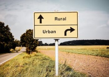 Mental health: how living in the city and country compare