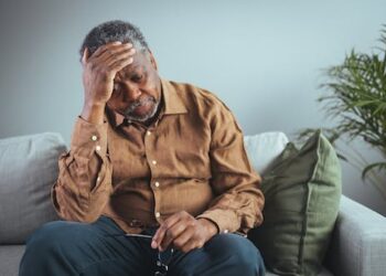 People with a history of poor mental health were more likely to face psychological and financial problems during the pandemic