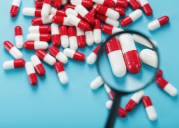 Health Canada should be transparent about how it’s monitoring drug safety