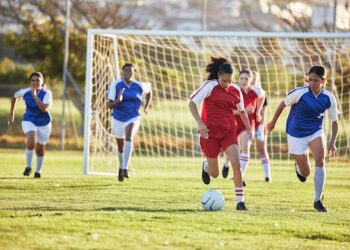 For postpartum moms, playing team sports boosted well-being and helped manage unrealistic expectations of motherhood