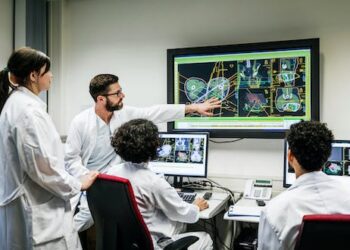 Including race in clinical algorithms can both reduce and increase health inequities – it depends on what doctors use them for