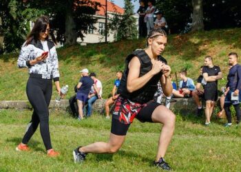 Weighted vests: should you use them during exercise?