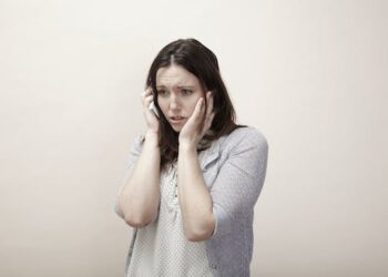 As suicides rise in the US, the 988 hotline offers hope – but most Americans aren’t aware of it