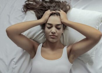 Women get far more migraines than men – a neurologist explains why, and what brings relief