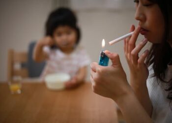 Secondhand smoke may be a substantial contributor to lead levels found in children and adolescents, new study finds