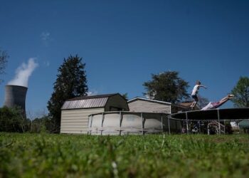 Pollution from coal power plants contributes to far more deaths than scientists realized, study shows