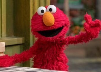 Elmo’s check-in: Iconic brands and influencer culture create a viral post