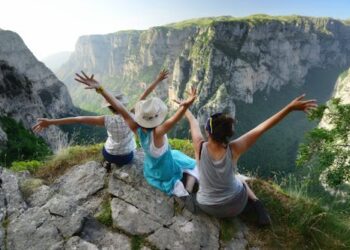 Altitude sickness is typically mild but can sometimes turn very serious − a high-altitude medicine physician explains how to safely prepare