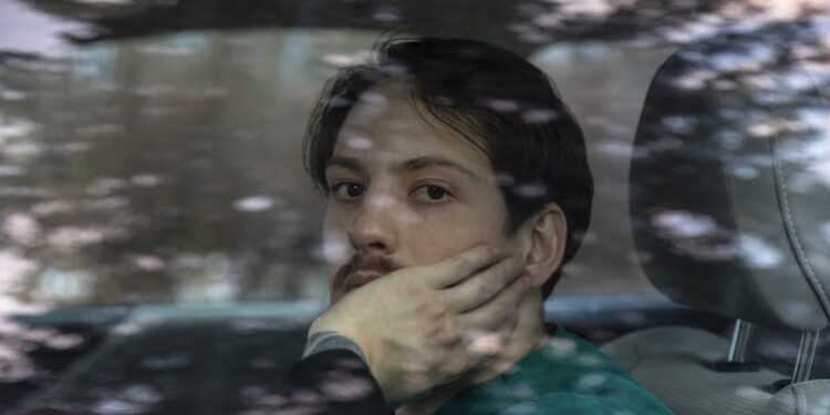 Many travel nurses opt for temporary assignments because of the autonomy and opportunities − not just the big boost in pay