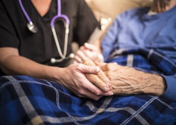 Hospice care for those with dementia falls far short of meeting people’s needs at the end of life