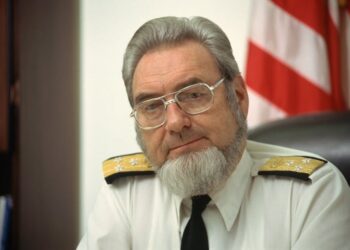 Caring for older Americans’ teeth and gums is essential, but Medicare generally doesn’t cover that cost