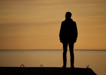 Detoxifying masculinity: How men’s groups reshape attitudes