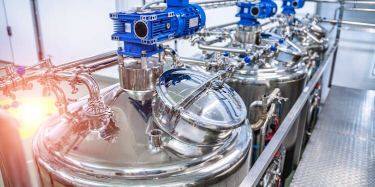 U.S. has found H5N1 flu virus in milk. Here’s why the risk to humans is likely low.