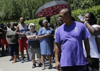 Power outages linked to heat and storms are rising, and low-income communities are most at risk, as a new NYC study shows