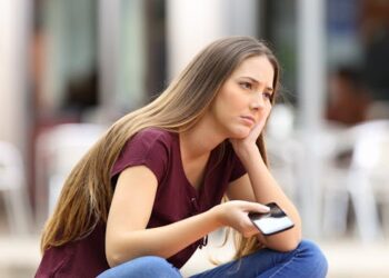 It’s hard to reach out to old friends, but doing so may help alleviate loneliness