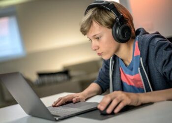 Is it bad to listen to music all the time? Here’s how tunes can help or harm