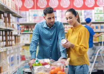 TRUTH in Labeling Act would heighten the warning for shoppers looking to cut sugar, salt and saturated fat intake
