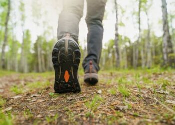 There’s a link between walking speed and ageing well. Here’s how you can improve your pace