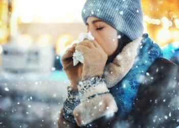 Why winter makes you more vulnerable to colds – a public health nurse explains the science behind the season