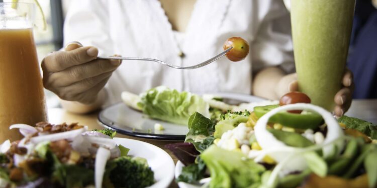 Does Fiber Make You Poop? The Role of Fiber in Digestion