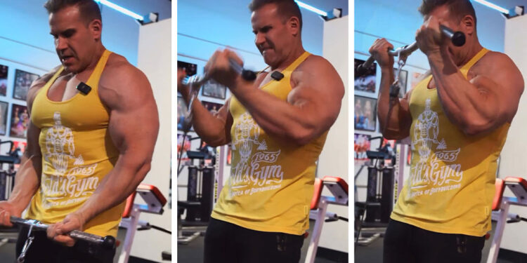 Jay Cutler Explains the Pros of Cable Bicep Curls