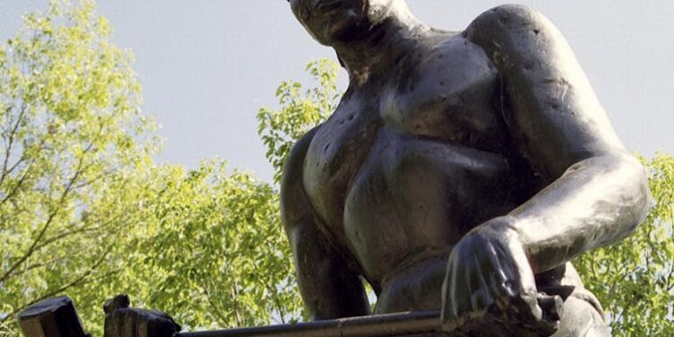 ‘Grit’ and relentless perseverance can take a toll on brain health − particularly for people facing social stresses like racism