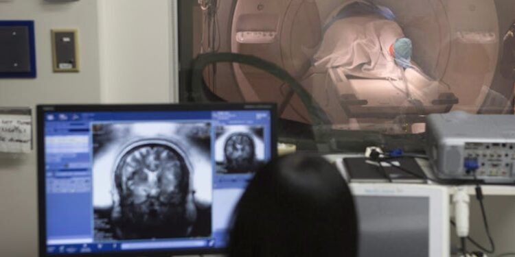 New recommendations for regulating neurotechnology in Canada include protecting Indigenous rights