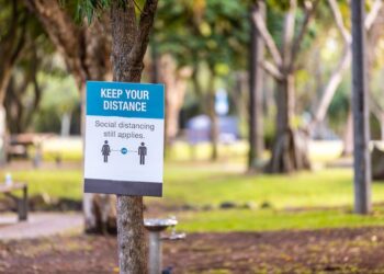 Touch can comfort and heal, but also harm − a psychologist explains why gestures don’t always land as intended