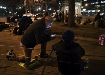 A Denver MD has spent 2 decades working with hospitalized patients experiencing homelessness − here’s what she fears and what gives her hope