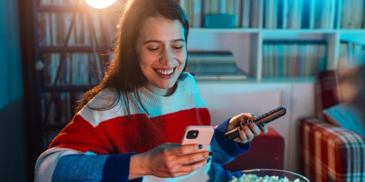 Why ‘unwinding’ with screens may be making us more stressed – here’s what to try instead