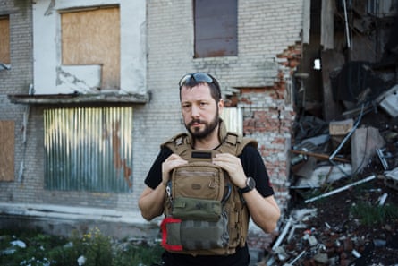 Mstyslav Chernov, 20 Days in MariupolMstyslav Chernov, Pulitzer Prize-winning journalist and director of “20 Days In Mariupol” documentary, photographed while on assignment for Associated Press in Sloviansk, Donetsk region on Sept. 20, 2023. (Anastasia Vlasova for The Guardian)