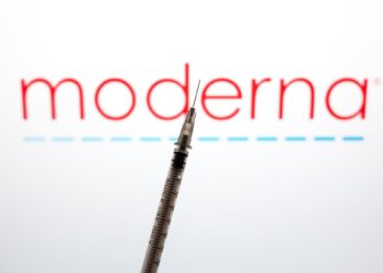 FDA’s abrupt flip-flop on Moderna’s mRNA flu shot highlights growing risks to drug-makers of investing in vaccines