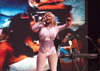 Inflamed Cyst Forced Monaleo To Pause ‘Who Did The Body’ Tour