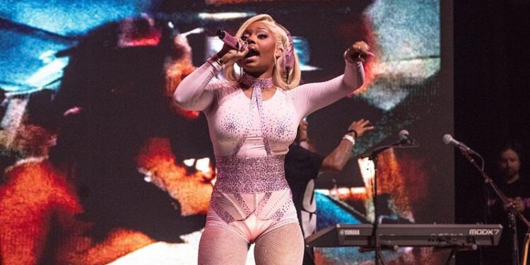 Inflamed Cyst Forced Monaleo To Pause ‘Who Did The Body’ Tour