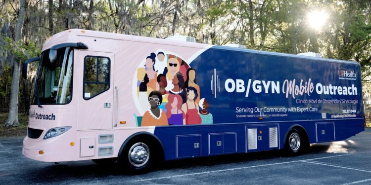 Mobile clinics offer a practical way to improve health care access in maternity care deserts